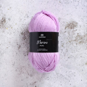Svarta Fåret Merino Mini Garn 118 Ãverdådig Lila